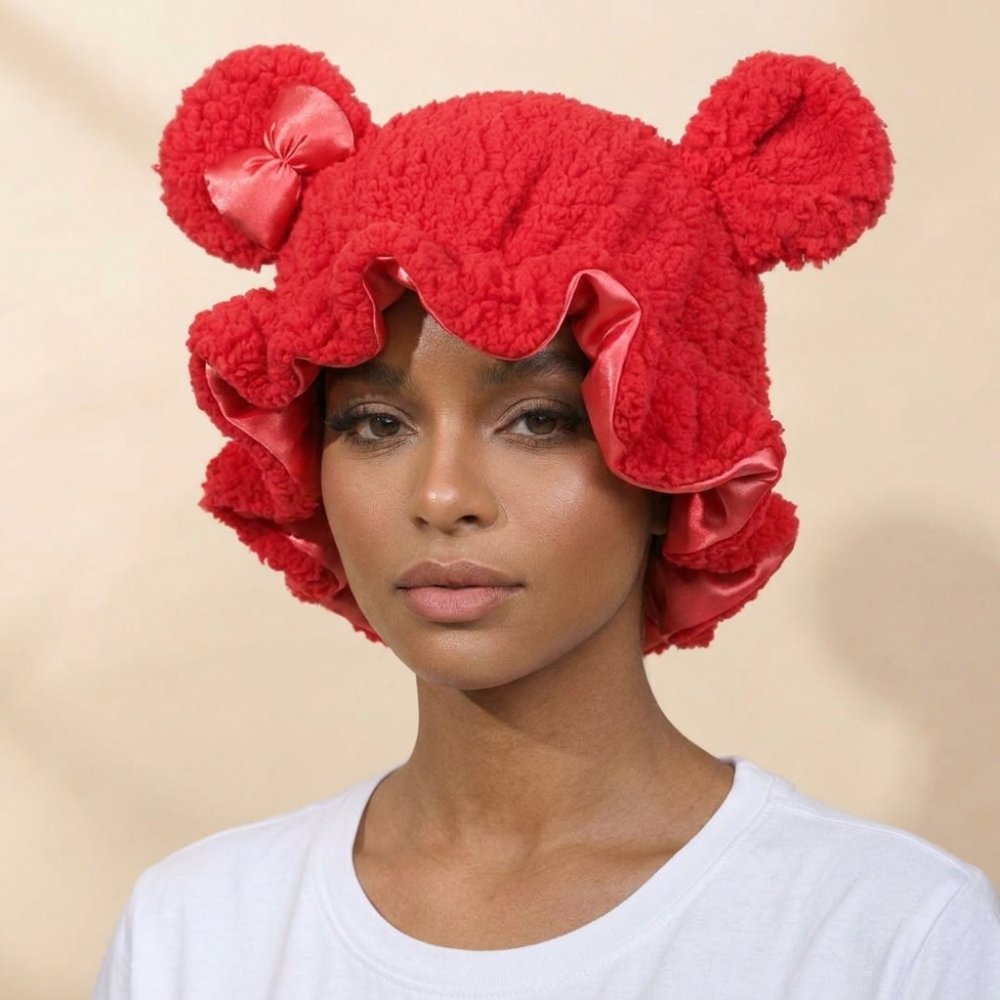 Bonnet Cute Bear Double-Layer Fleece Sleep Bonnet – Satin-Lined Winter Hair Care Sleep Cap